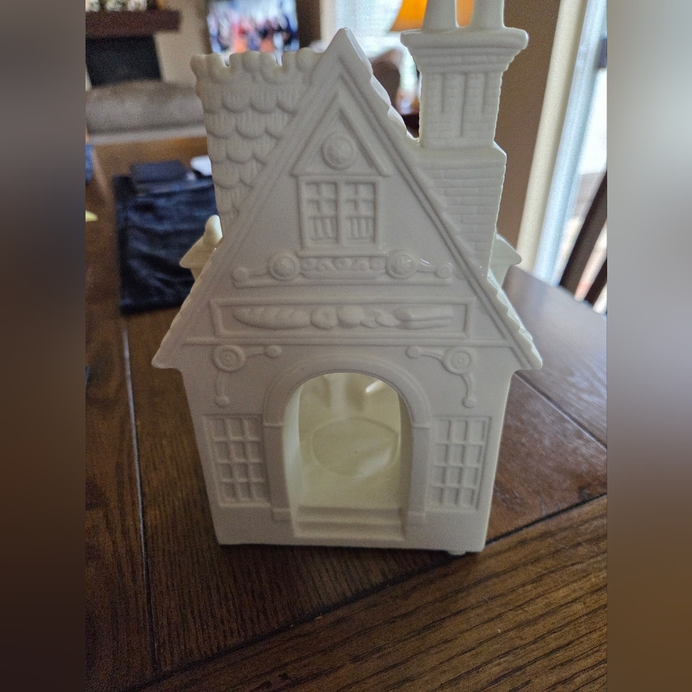 PartyLite Bakery Carolers Tea Light Holder Beautiful White Bisque - Picture 9 of 11